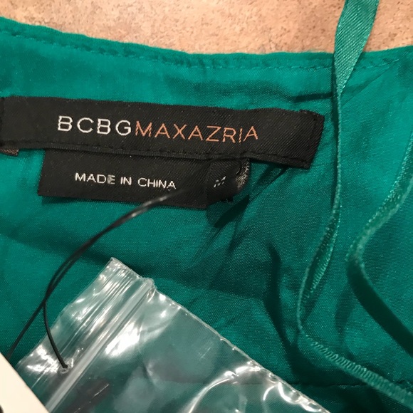 NWT BCBG V Neck Peasant Maxi Dress Jade Green SALE - Picture 4 of 5